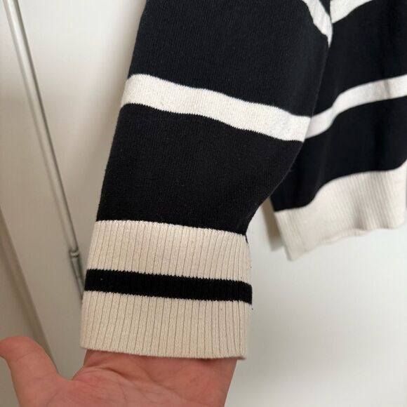 Torrid Sweater Sz 3X Black White Striped Knit Collared V Neck Preppy Office - Picture 5 of 12
